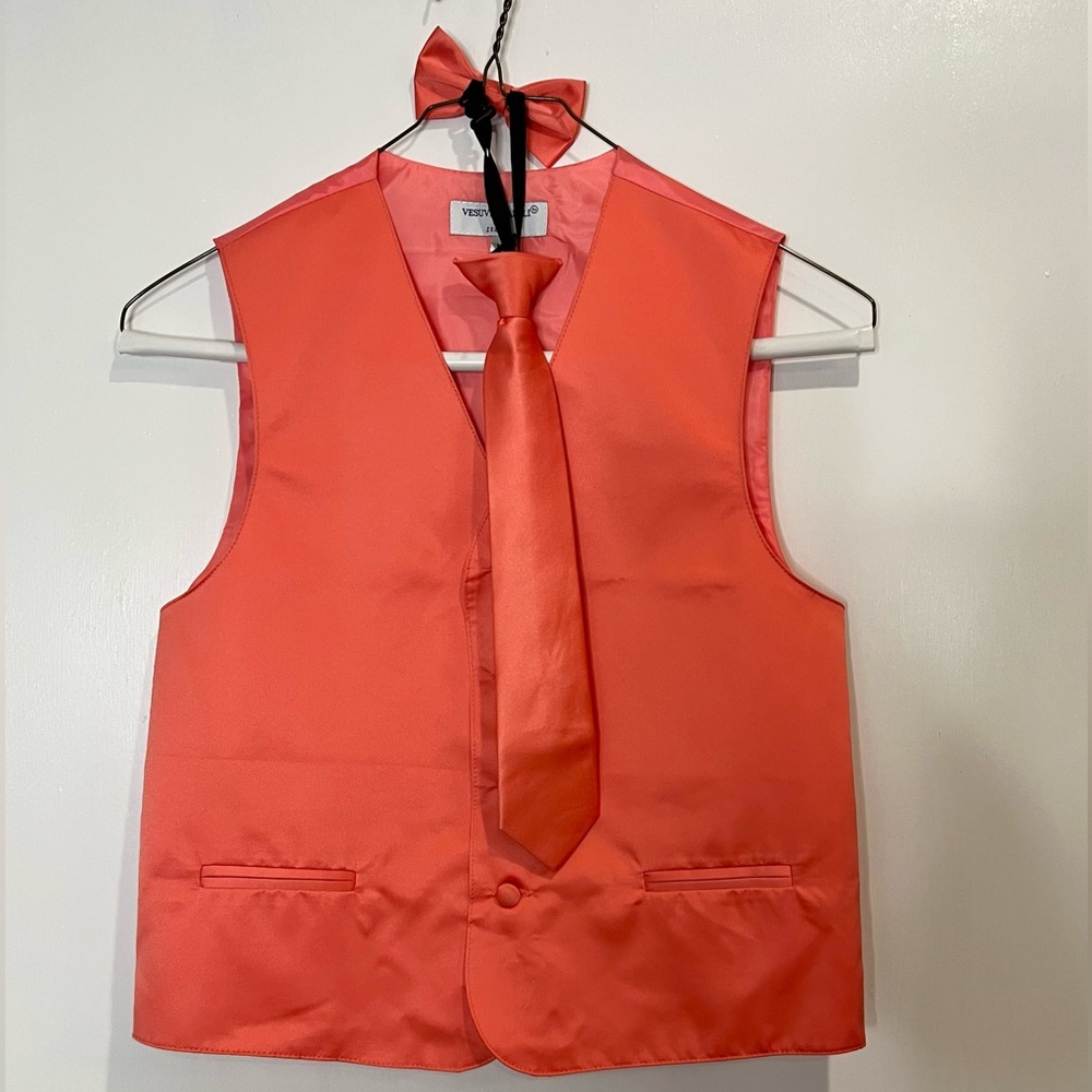 NWOT Vesuvio Napoli 3pc Satin Formal Vest Set, Boys Size 12 NWOT